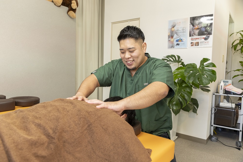 古賀 優雅　※整骨担当